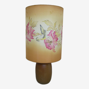 Sandstone lamp with silk shade