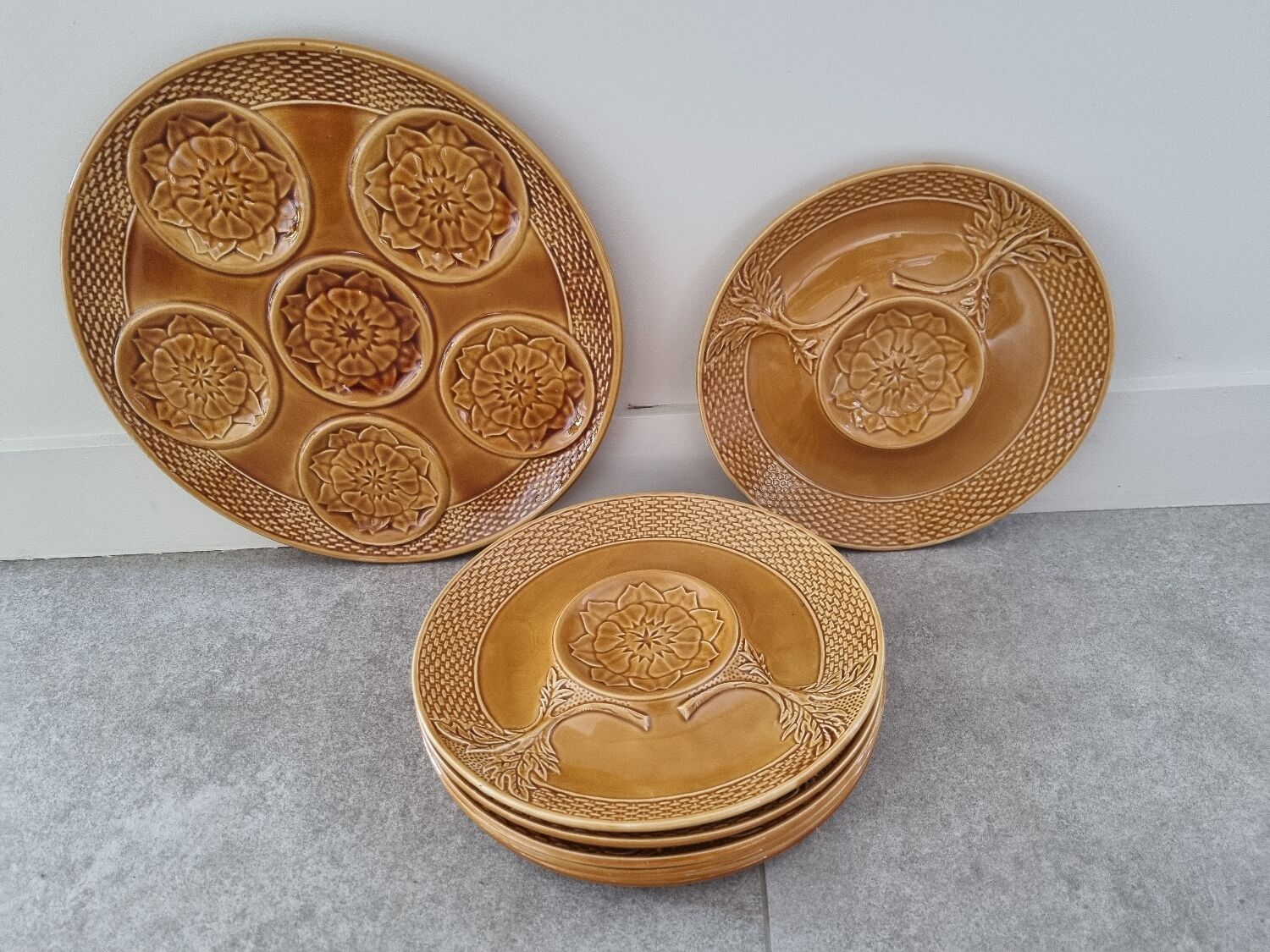 1970 earthenware artichoke plates and dishes