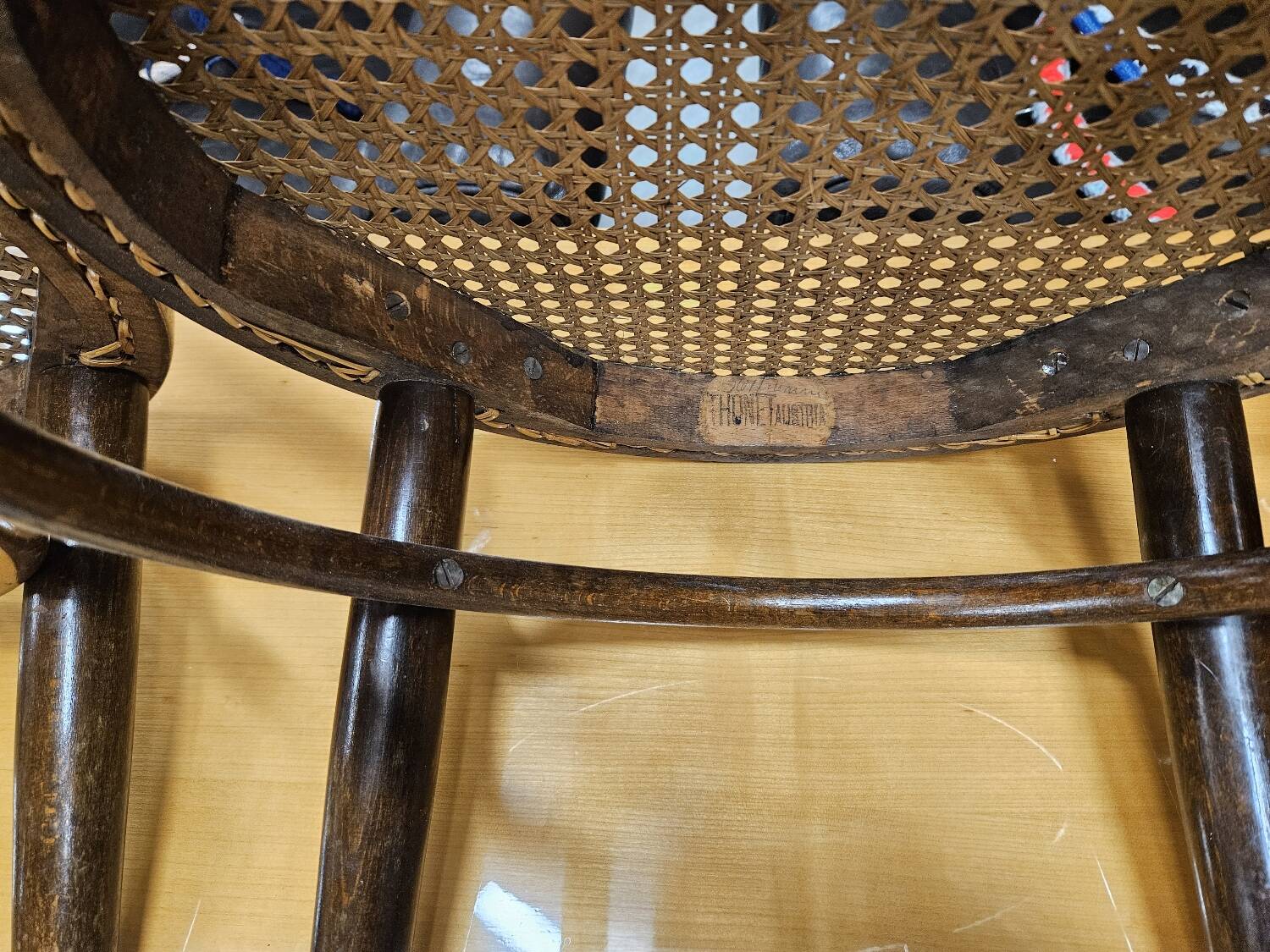 Pair of Thonet austria Nr 18 curved wood bistro chairs