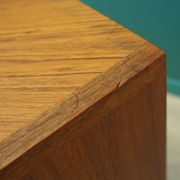 Cabinet en teck, design danois, années 1970, production : Danemark