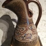Spanish pitcher with coppery email