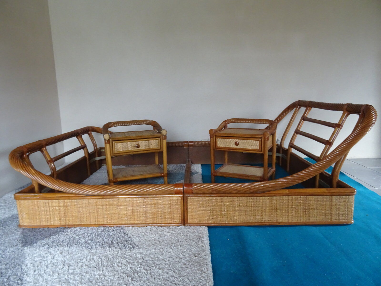 Double rattan bed and his pair of bedsides