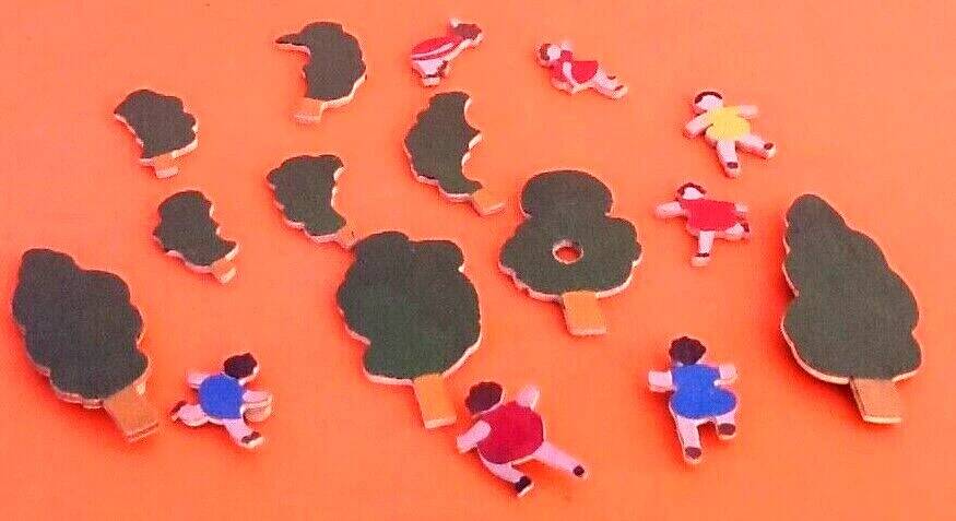 1940s Wooden Puzzle Game "La Ronde"