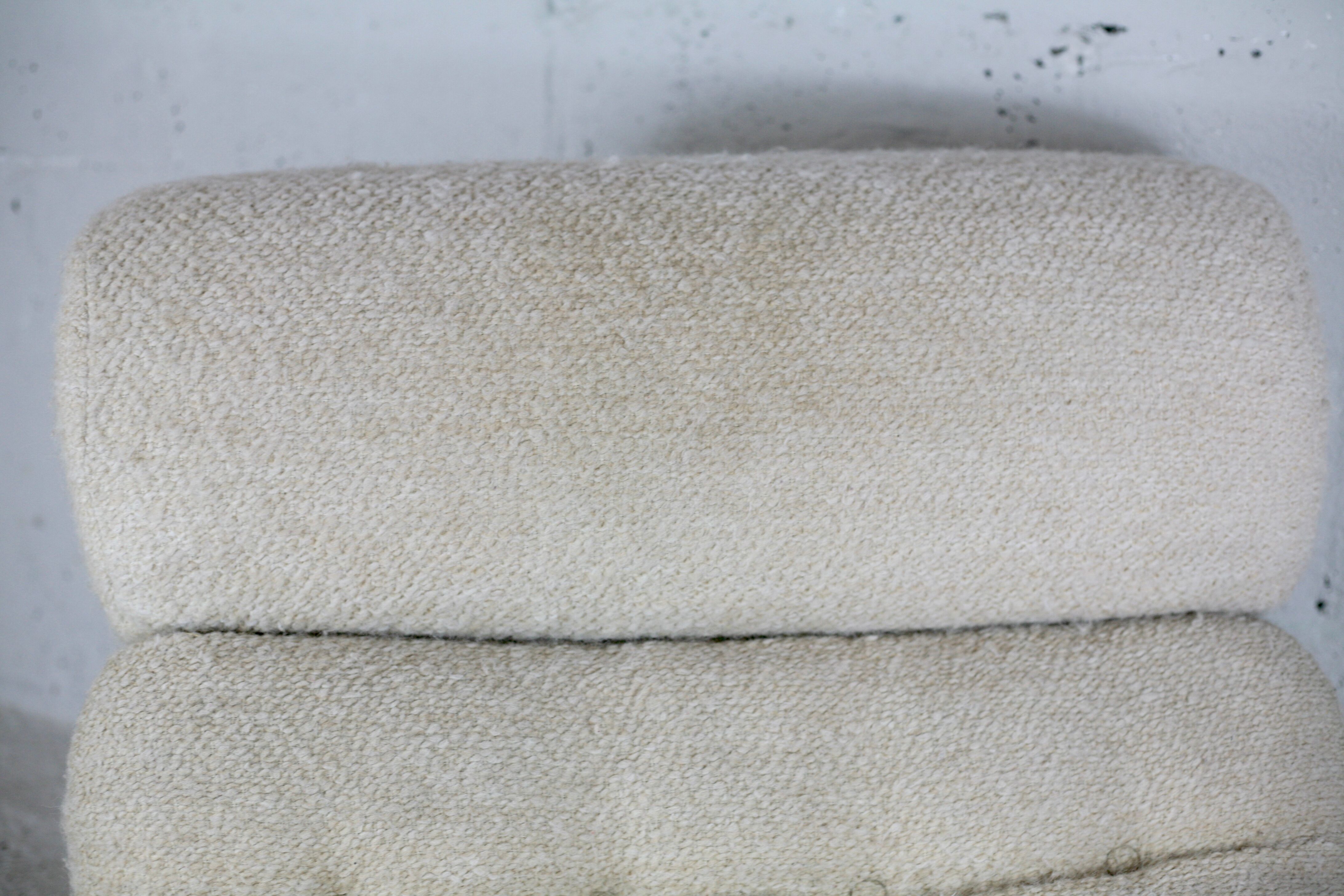 Chair "Space Age" in unbleached wool, France, circa 1970