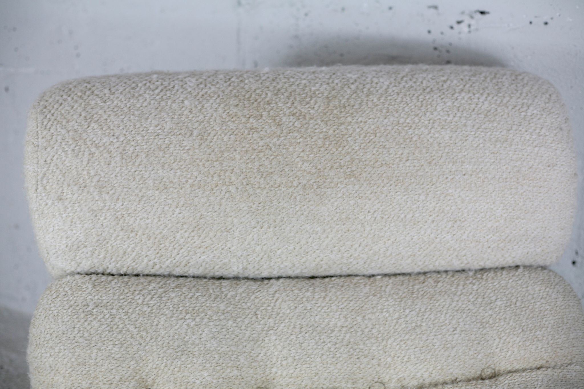 Chair "Space Age" in unbleached wool, France, circa 1970