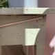 Petite table en bois d’appoint vintage 50 vert sauge