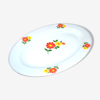 Plat ovale fleuri en Arcopal ,1970