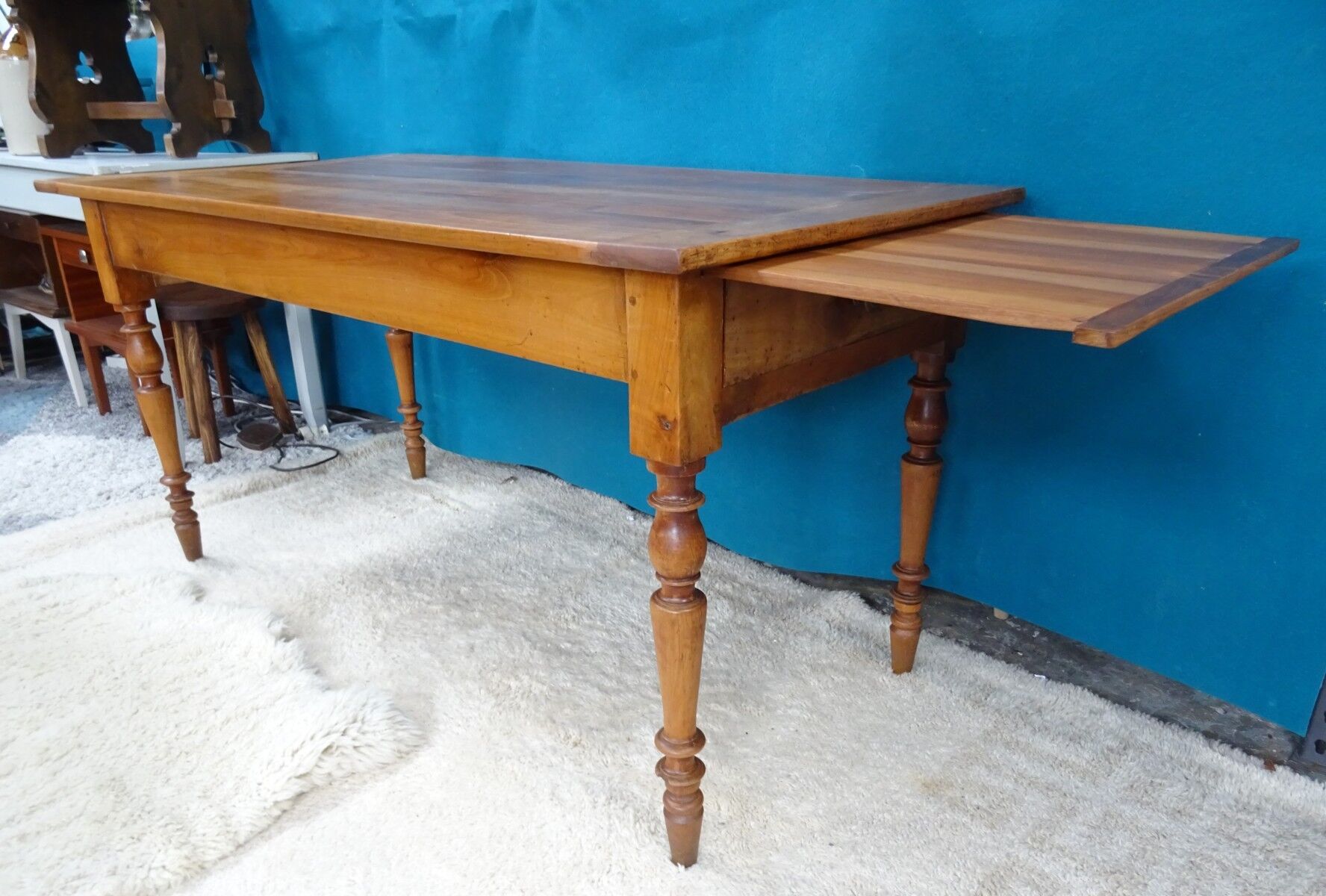 Table de ferme en bois fruitier