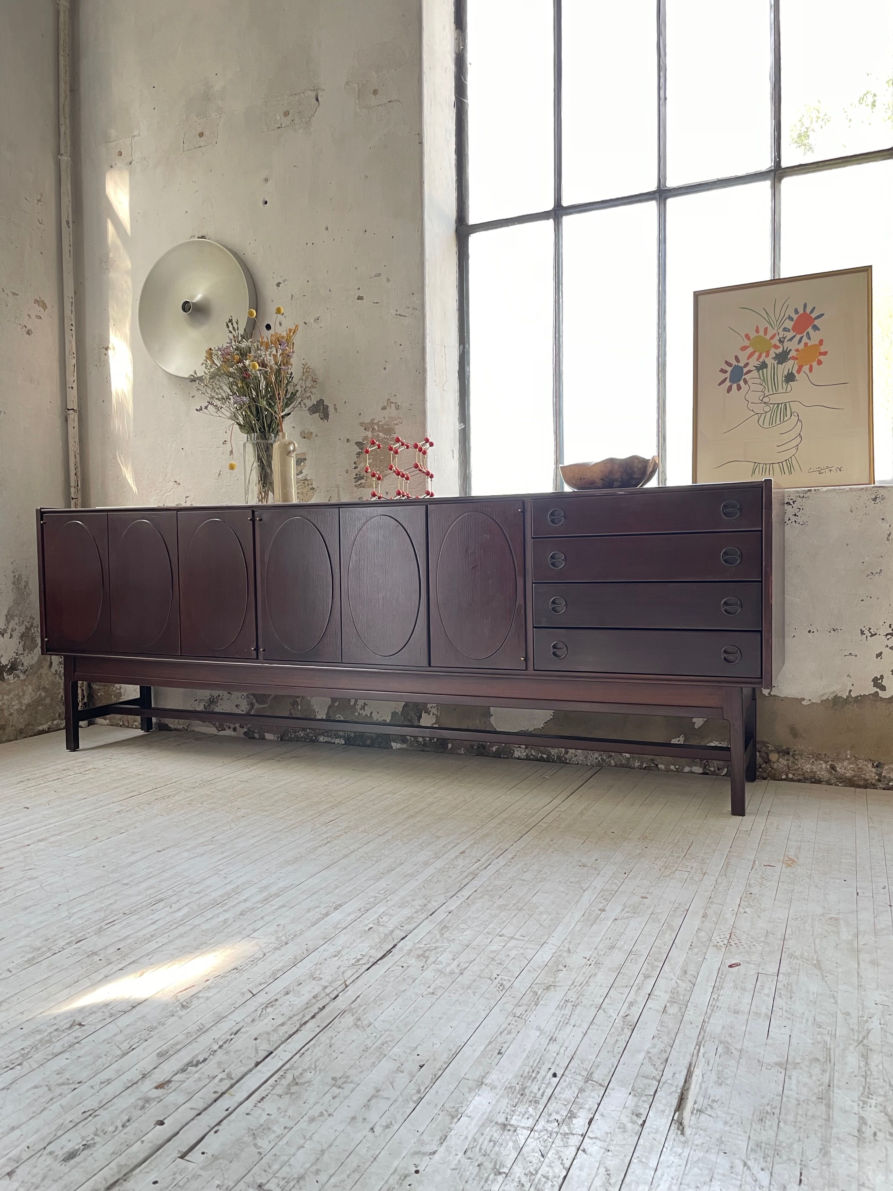 Walnut row Roche Bobois 240 cm