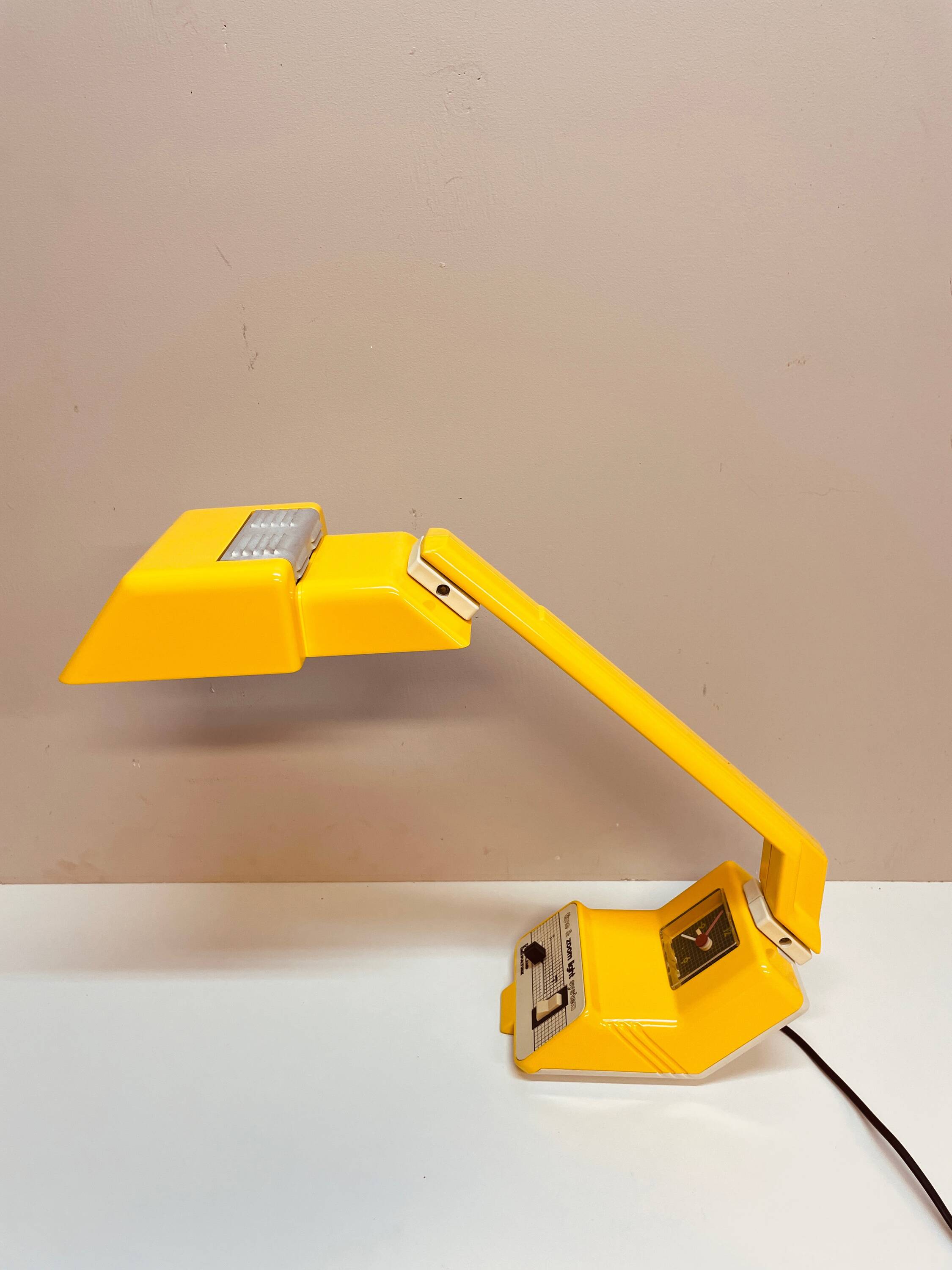 Yellow desk lamp with clock Polam Pułtusk, lata 80.
