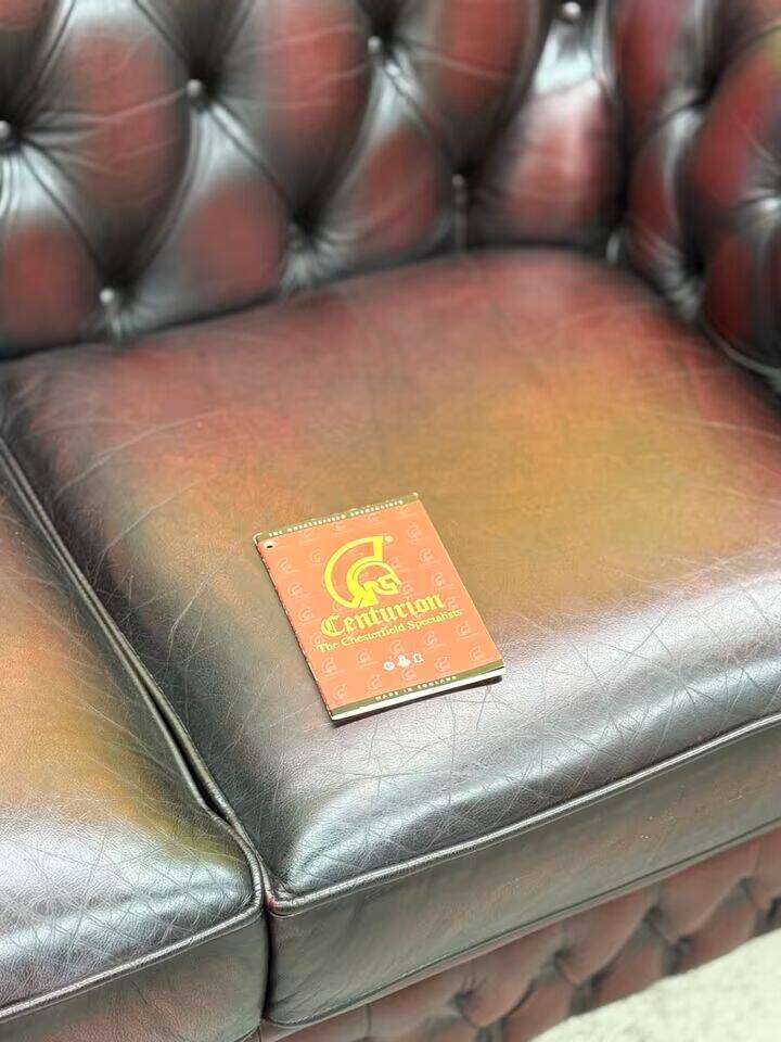 Original English Chesterfield 2-Seater Sofa - Vintage Oxblood Leather