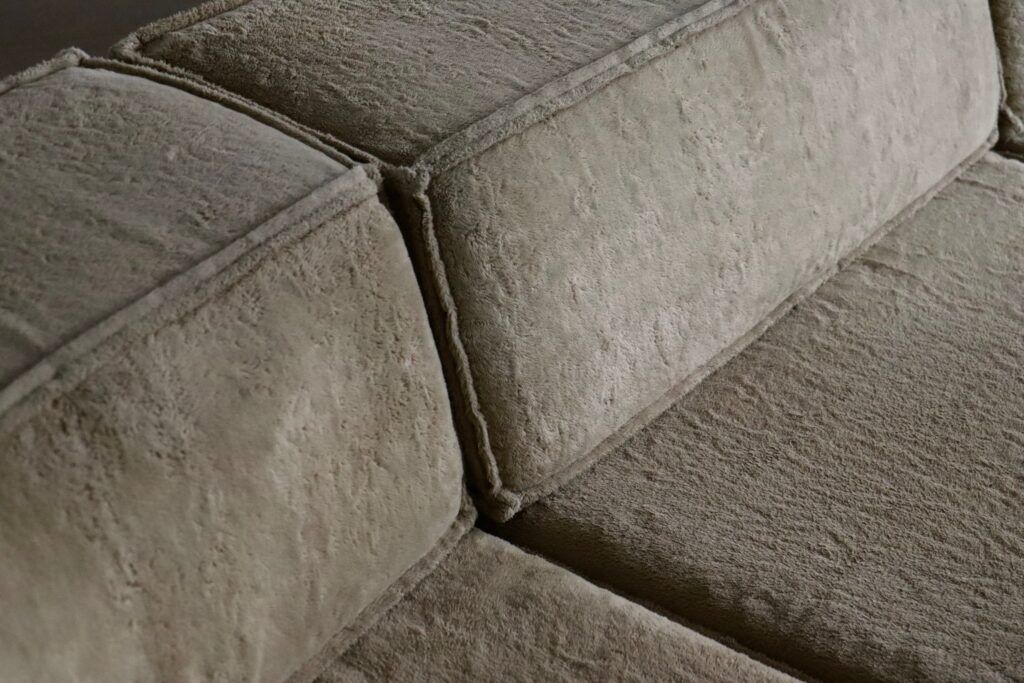 Canapé COR Trio en teddy beige par Team Form AG, années 1970.