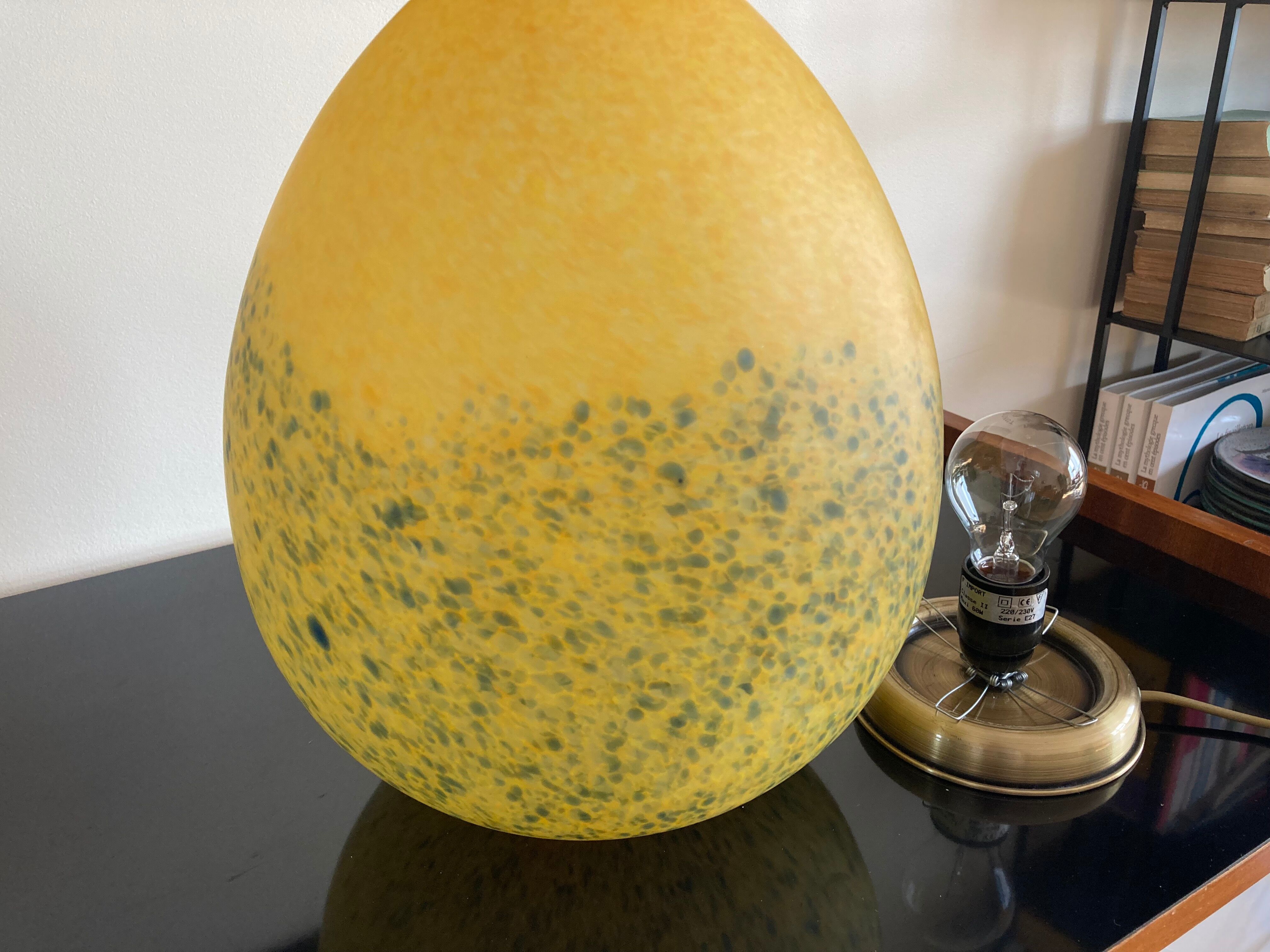 Vintage Egg Table Lamp