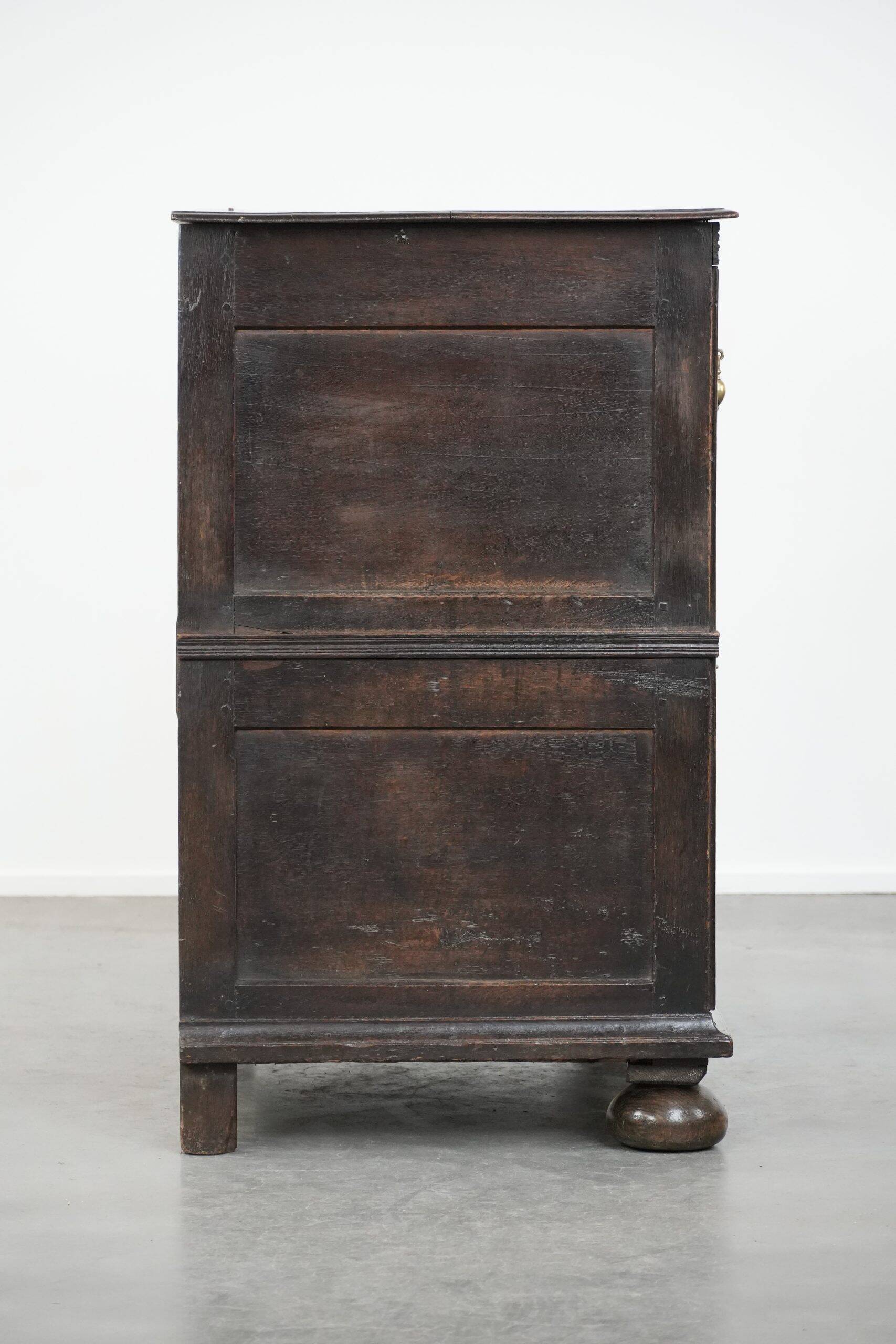 Rare English antique 2-door cabinet from the early 18th century