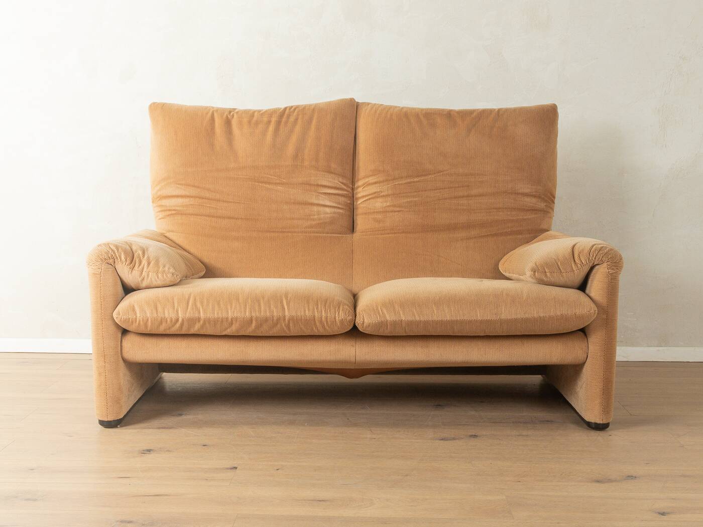 675 Maralunga sofa by Vico Magistretti for Cassina, 1970s