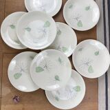 Lot de 9 assiettes florales en faïence de gien