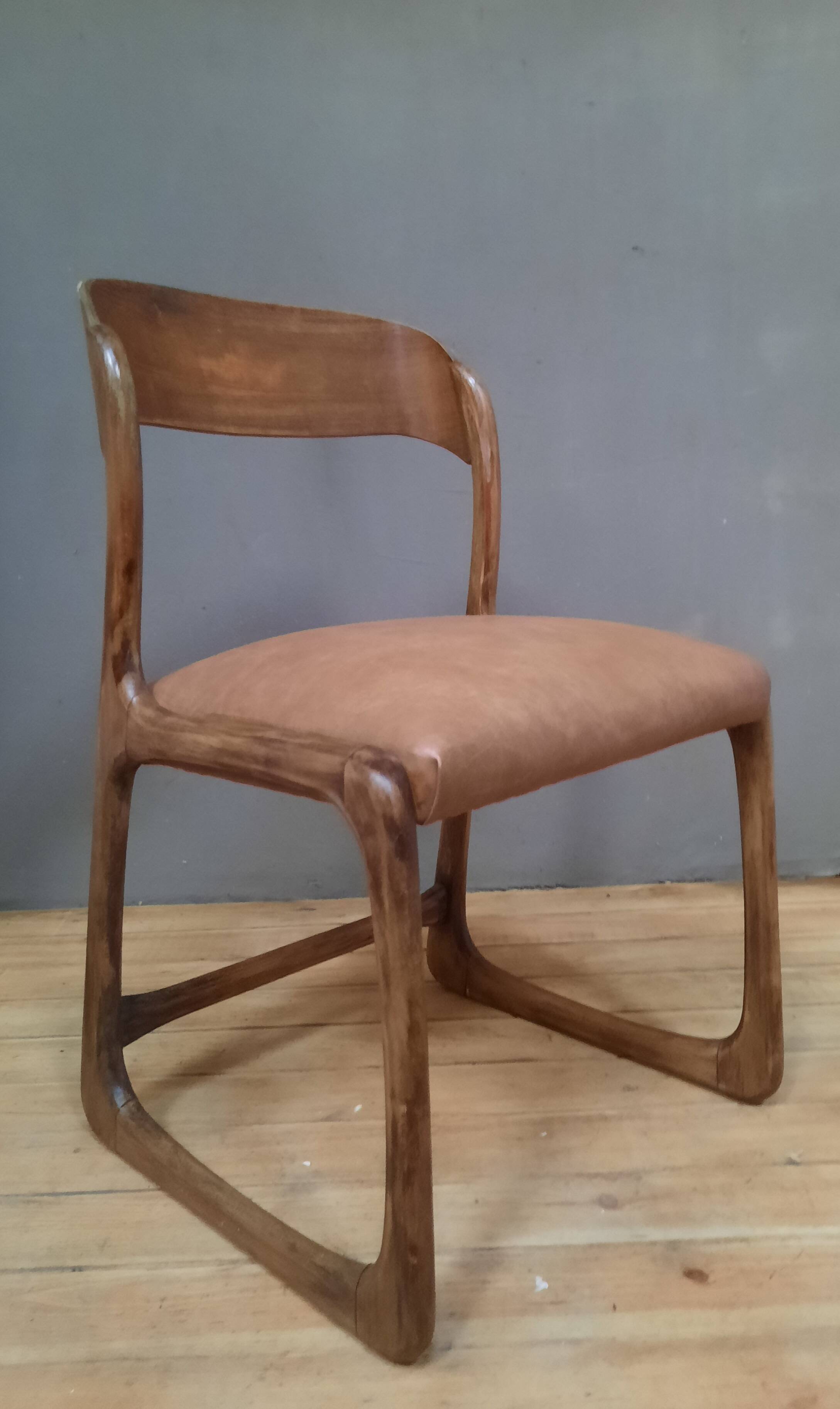 Chaise "traineau"