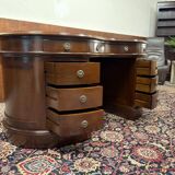 Classic English Kidney Shaped Chesterfield Desk