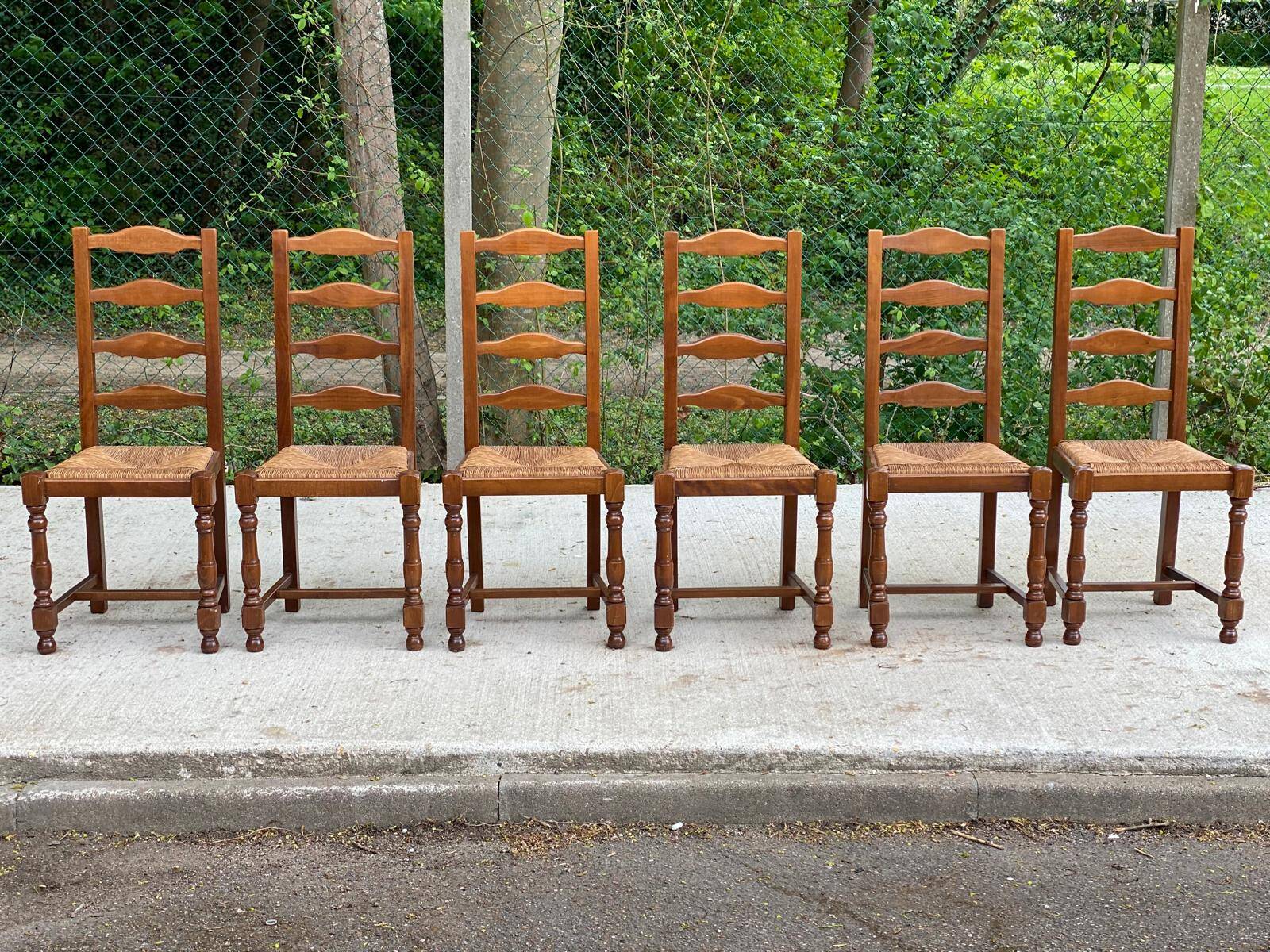 6 solid oak and straw chairs with high backs
