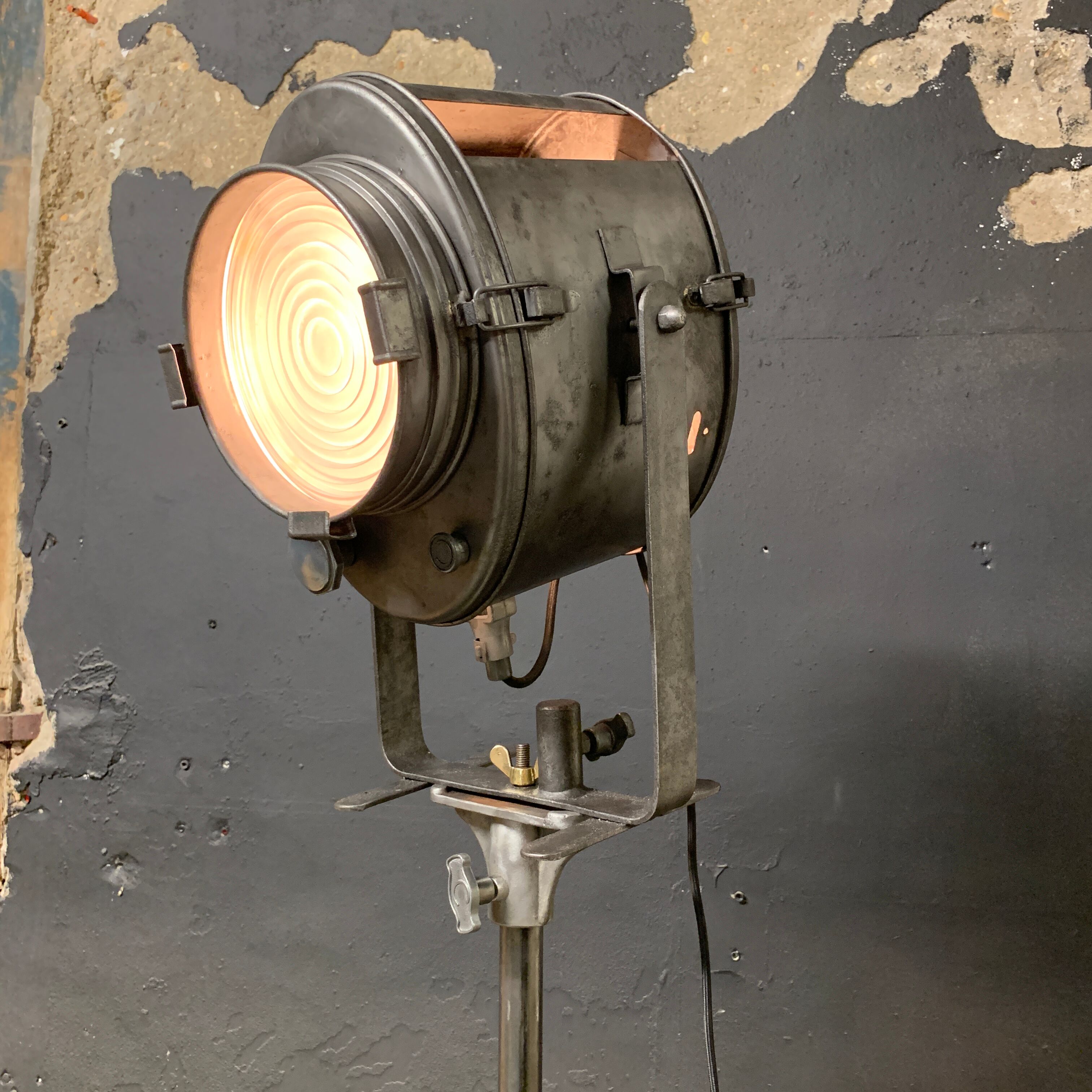 Cinema projector 1k A.E cremer 1940