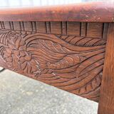 Art Deco table sculpted in solid wood