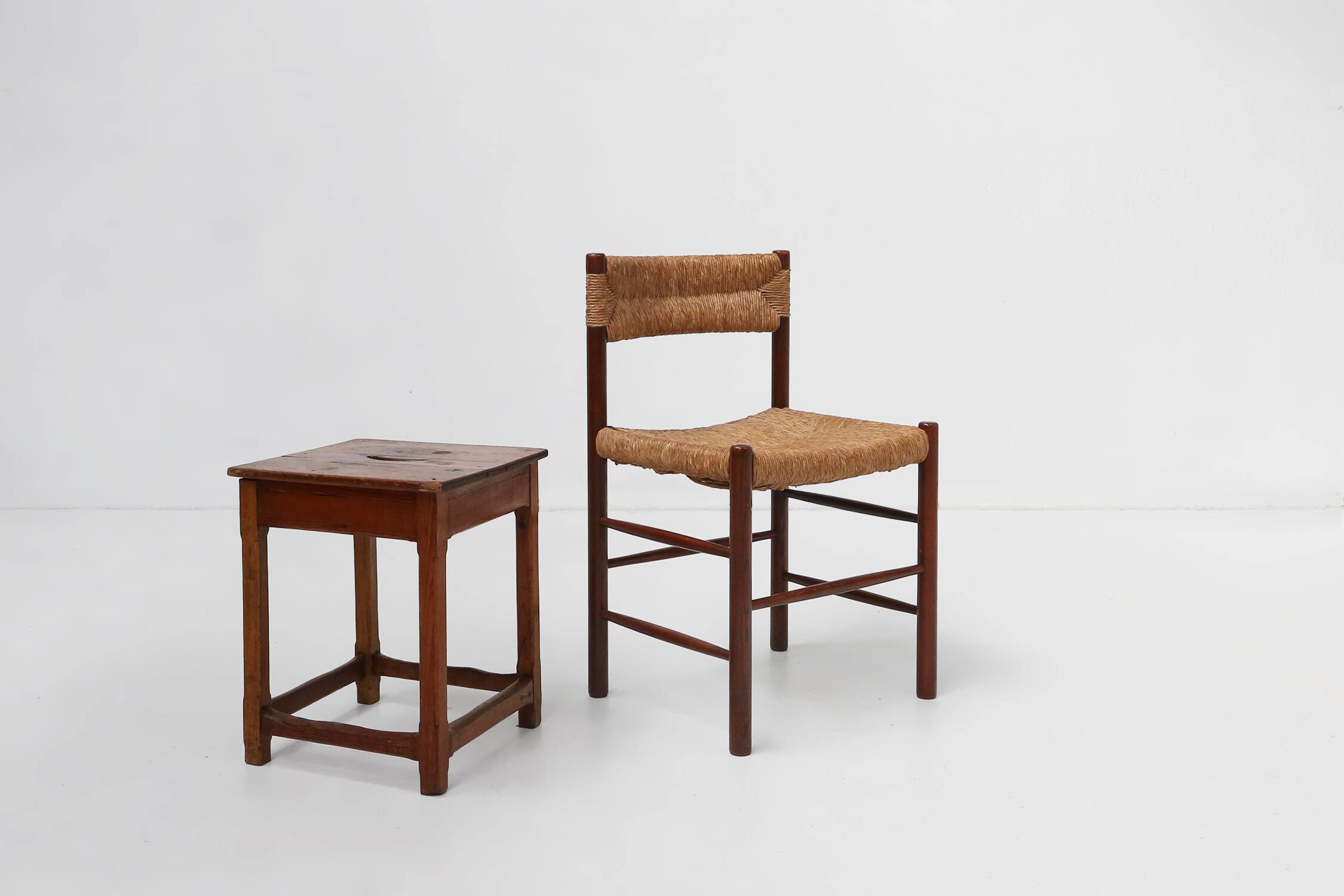 Vintage square wooden stool with handle, Belgium ca. 1920