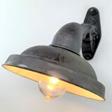 Unis France 1950 wall lamppost