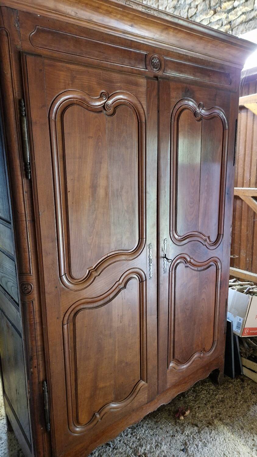 18th century wardrobe