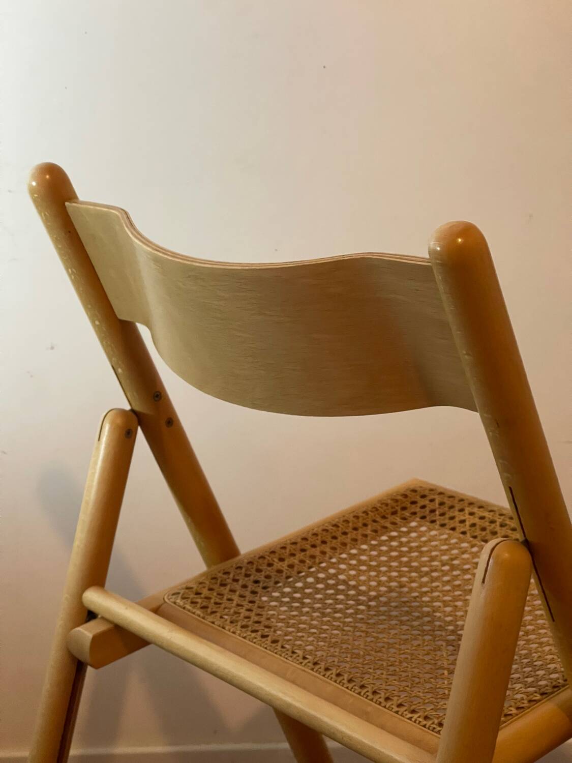 Folding chair with caning