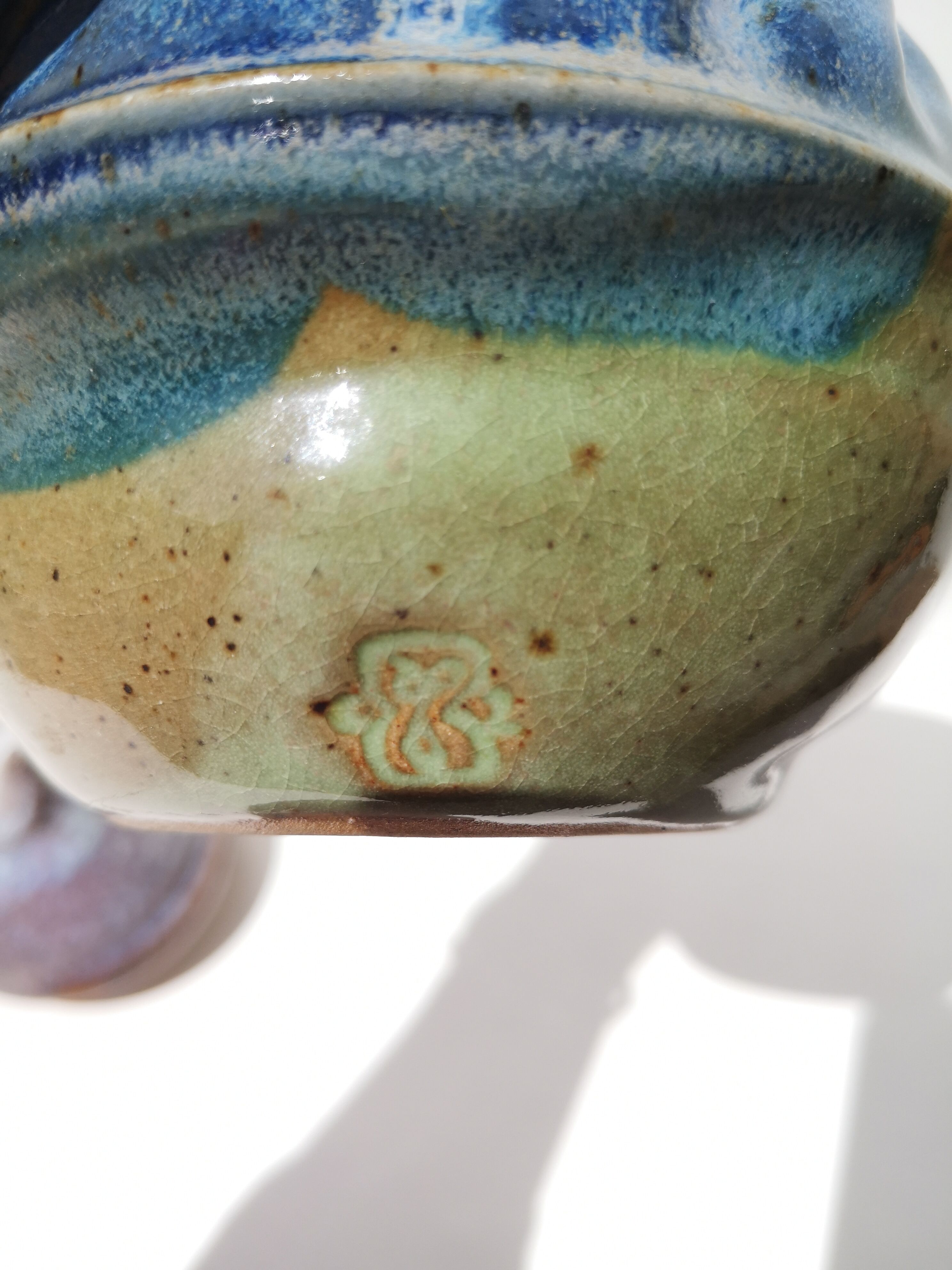 Glazed stoneware pot