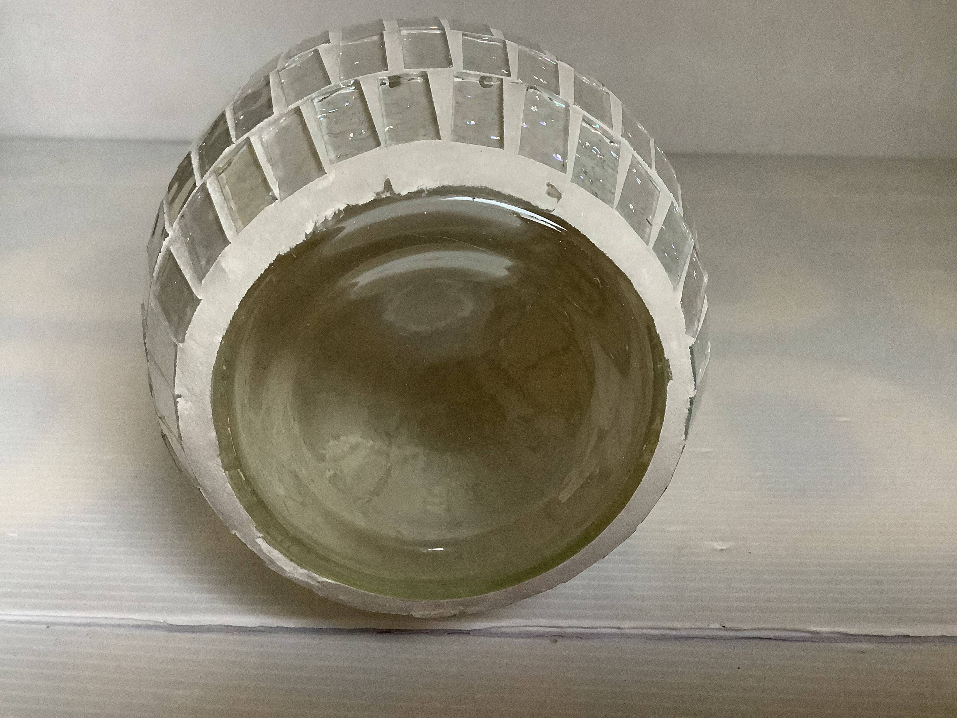 Vase in glittery mosaic