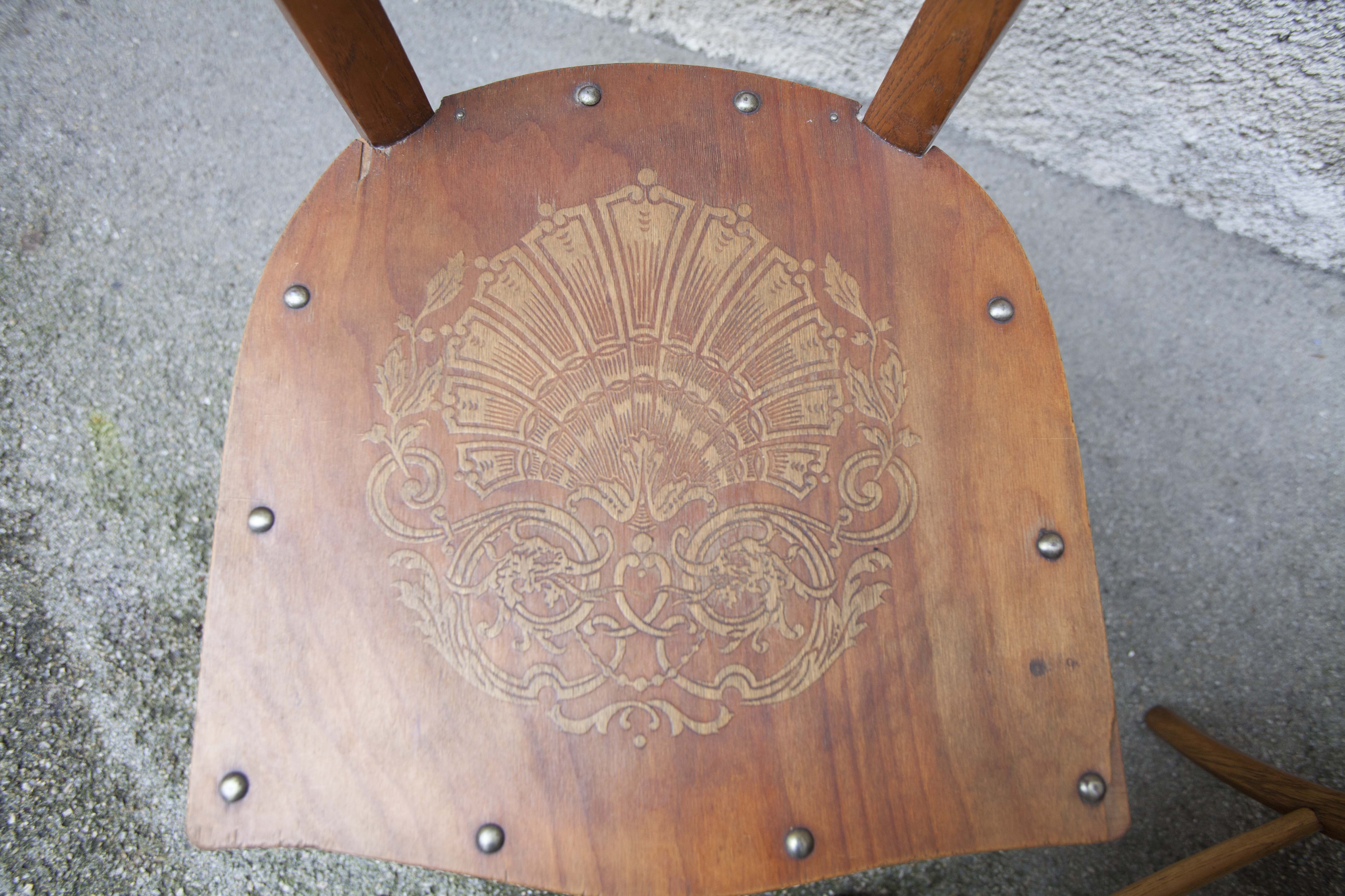 Pair of wooden chairs from the 1920s