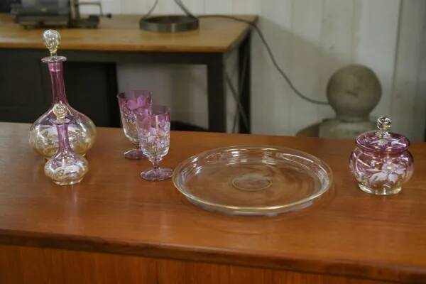 Set of pink blown glass carafes and glasses, 1950s