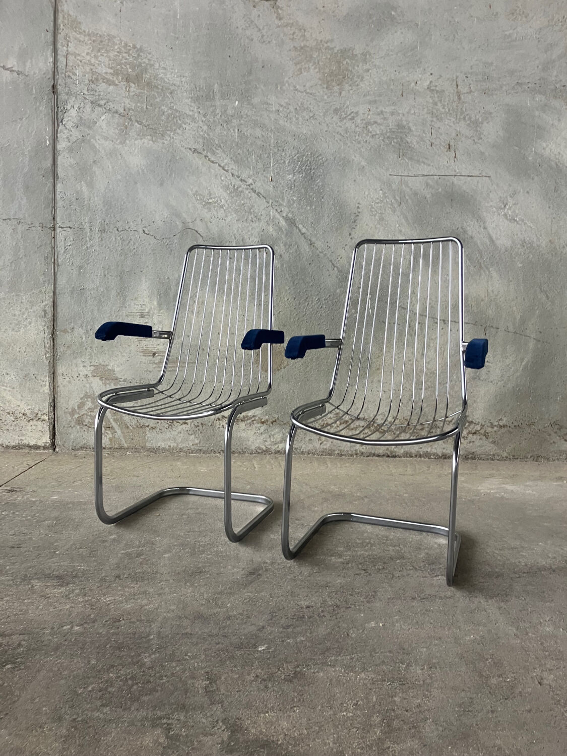 Pair of vintage chrome chairs from the 1970s