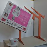 Philippe Starck - Kartell - magazine rack - magazine/newspaper holder - Claudia Evangelista 1997