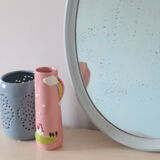 Miroir ovale en fonte, bleu layette, ancien