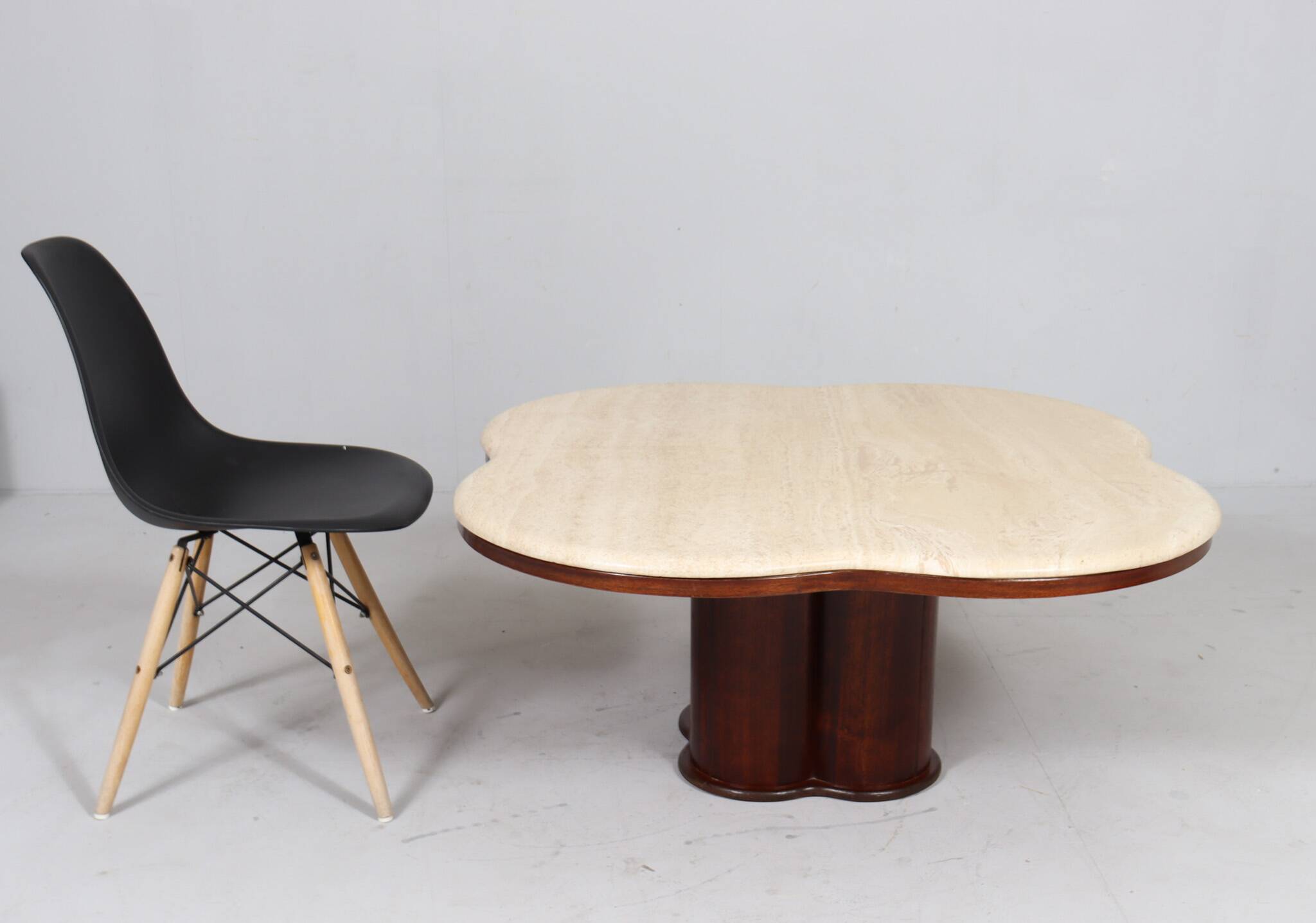 Coffee table with cloverleaf-shaped travertine top, Italy, 1970s