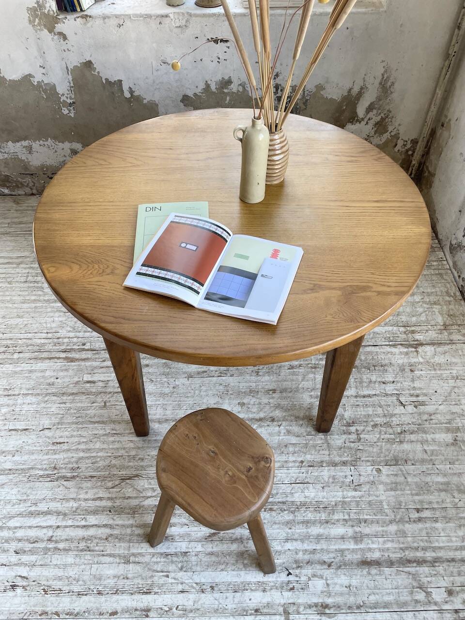 1950s round oak table