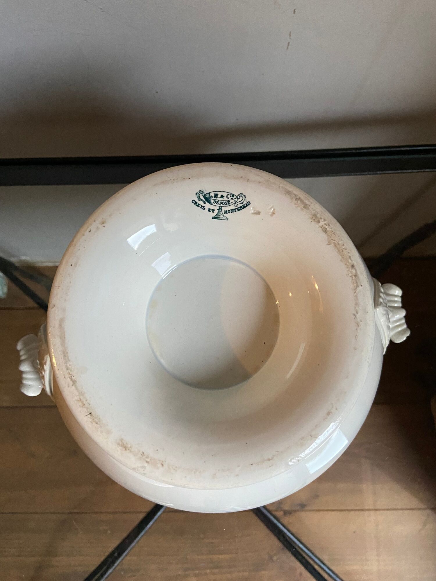 White tureen in earthenware Creil and Montereau nineteenth century