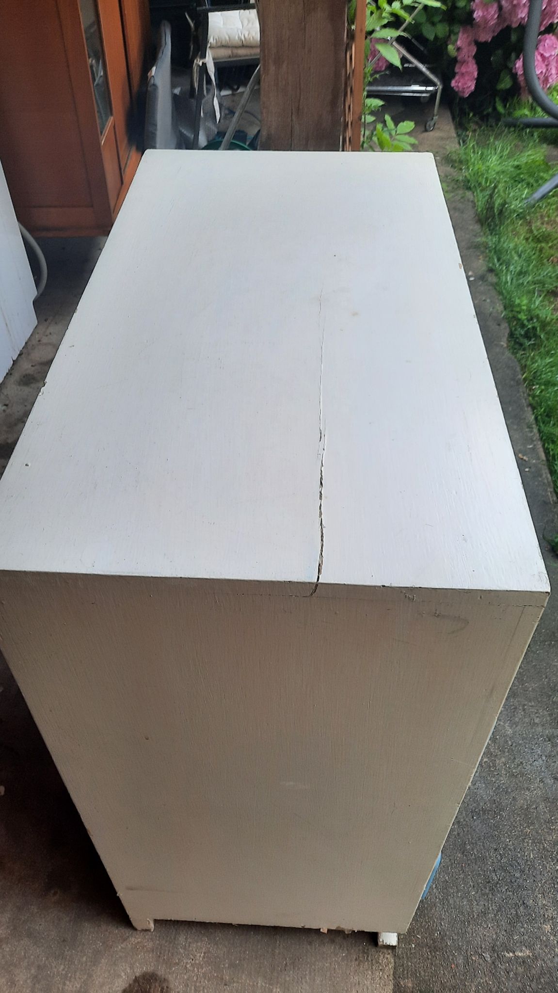 Vintage chest of drawers