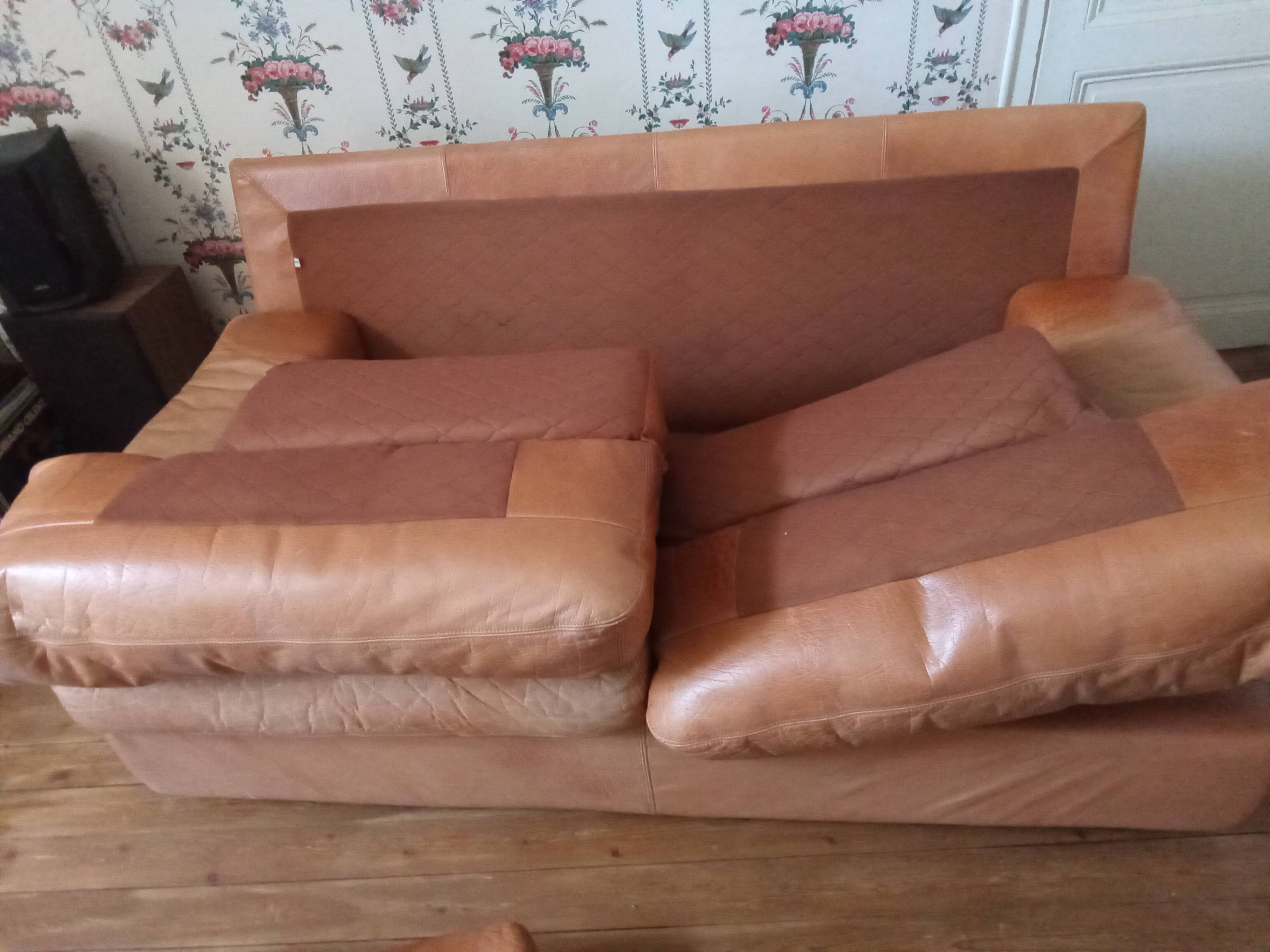1970s leather sofa
