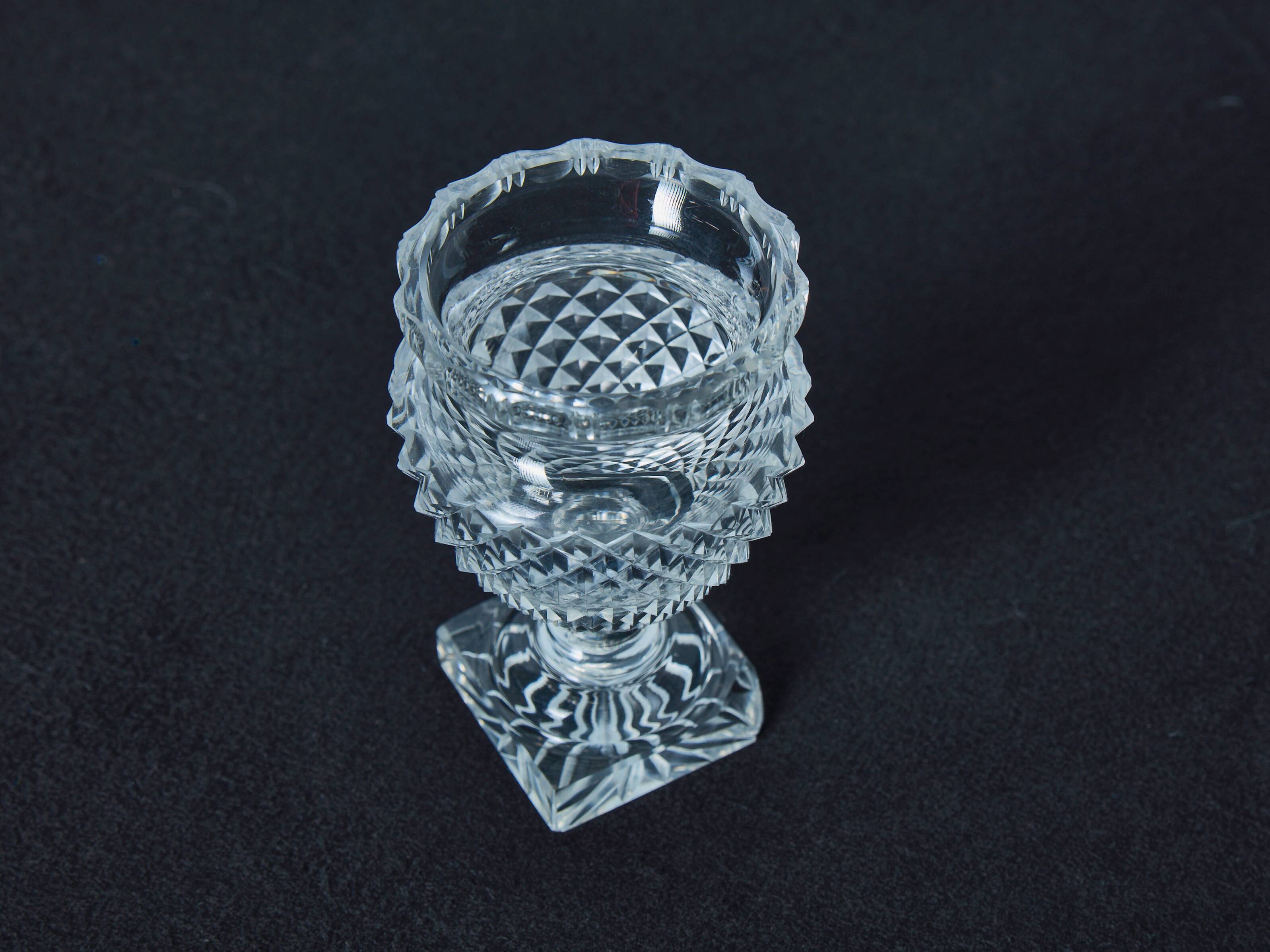 Cut crystal cup – Medici inspiration