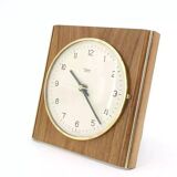 Horloge murale années 60 en bois et laiton Diehl