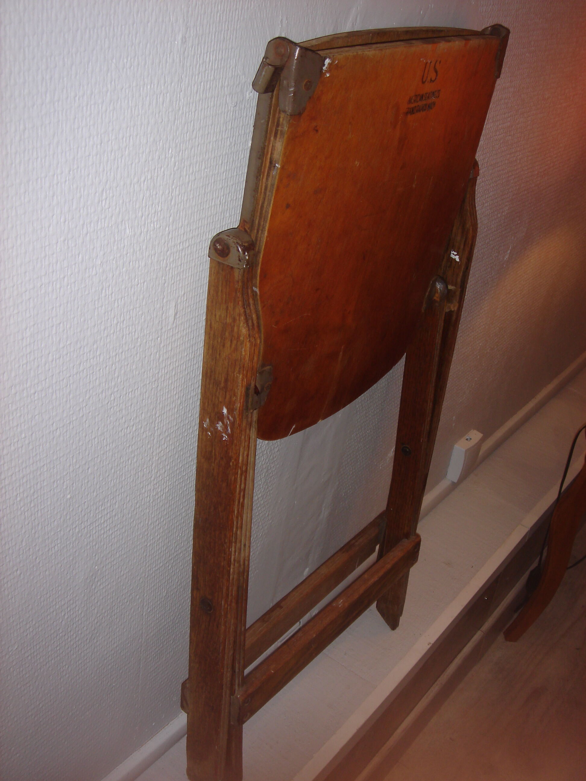 American World War II 39/45 Folding wooden chair