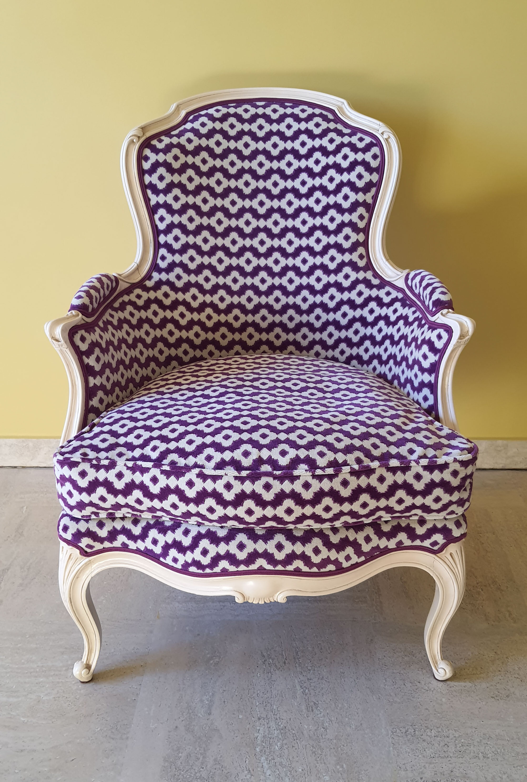 Louis XV shepherdess armchair reupholstered