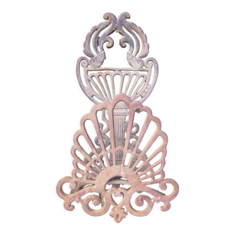 Cast iron garden pipe holder
