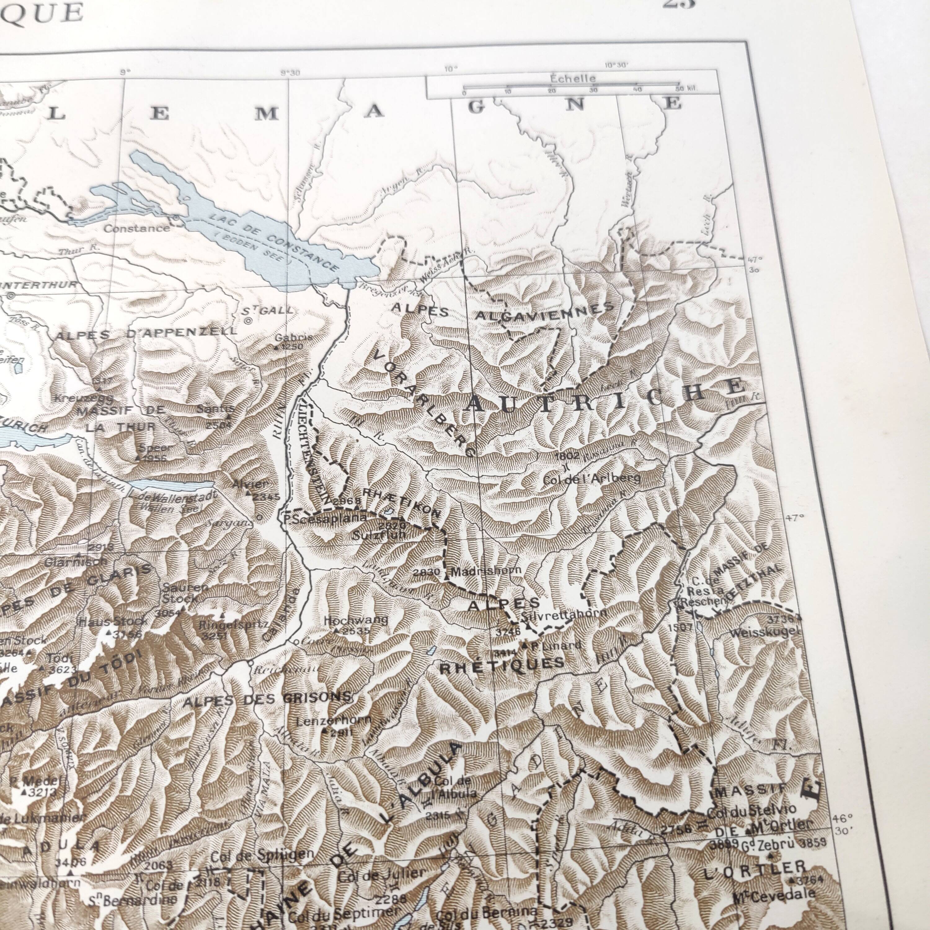 Vintage map of Switzerland 43x43cm from 1950