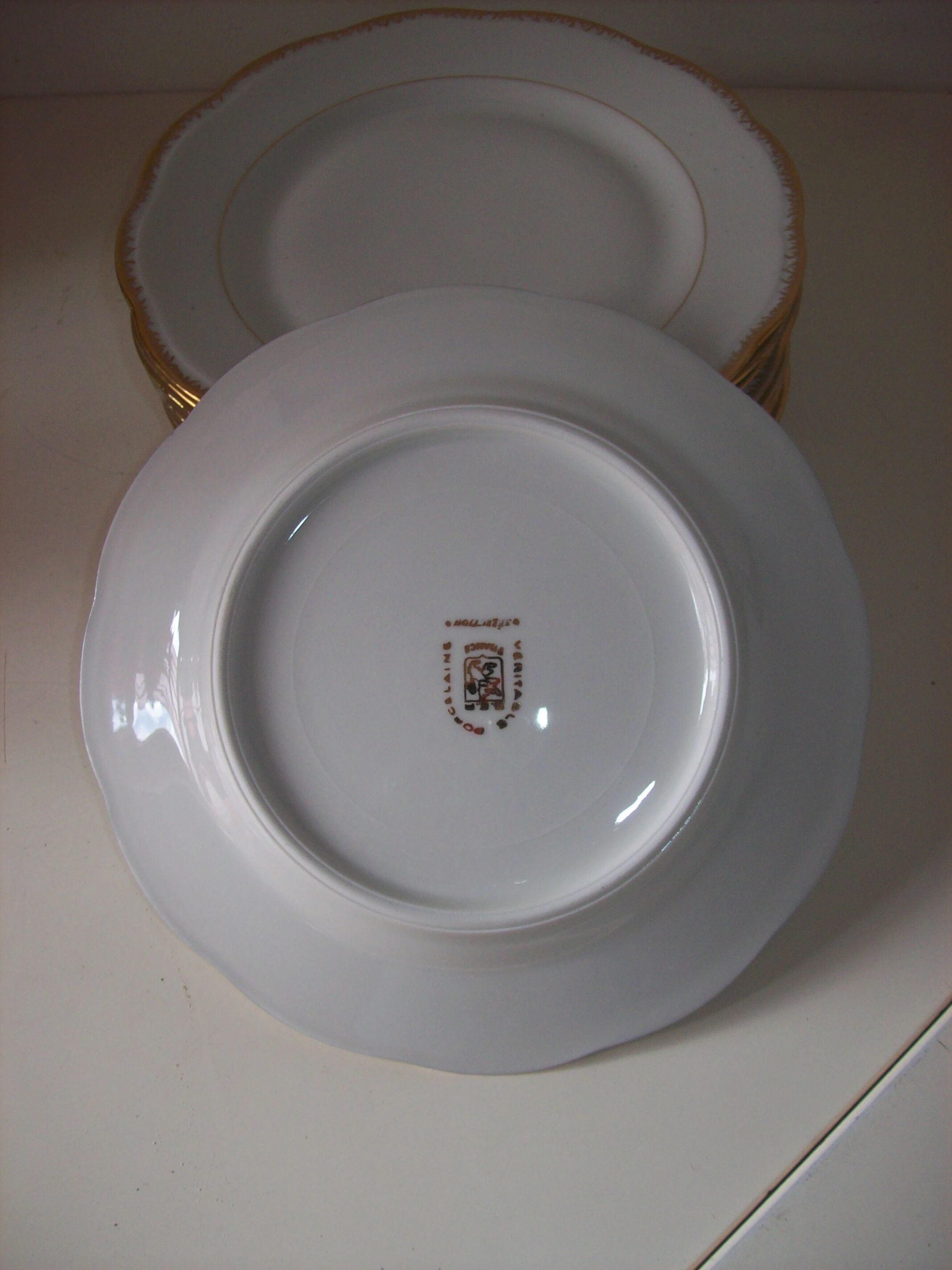 Porcelain dessert plates