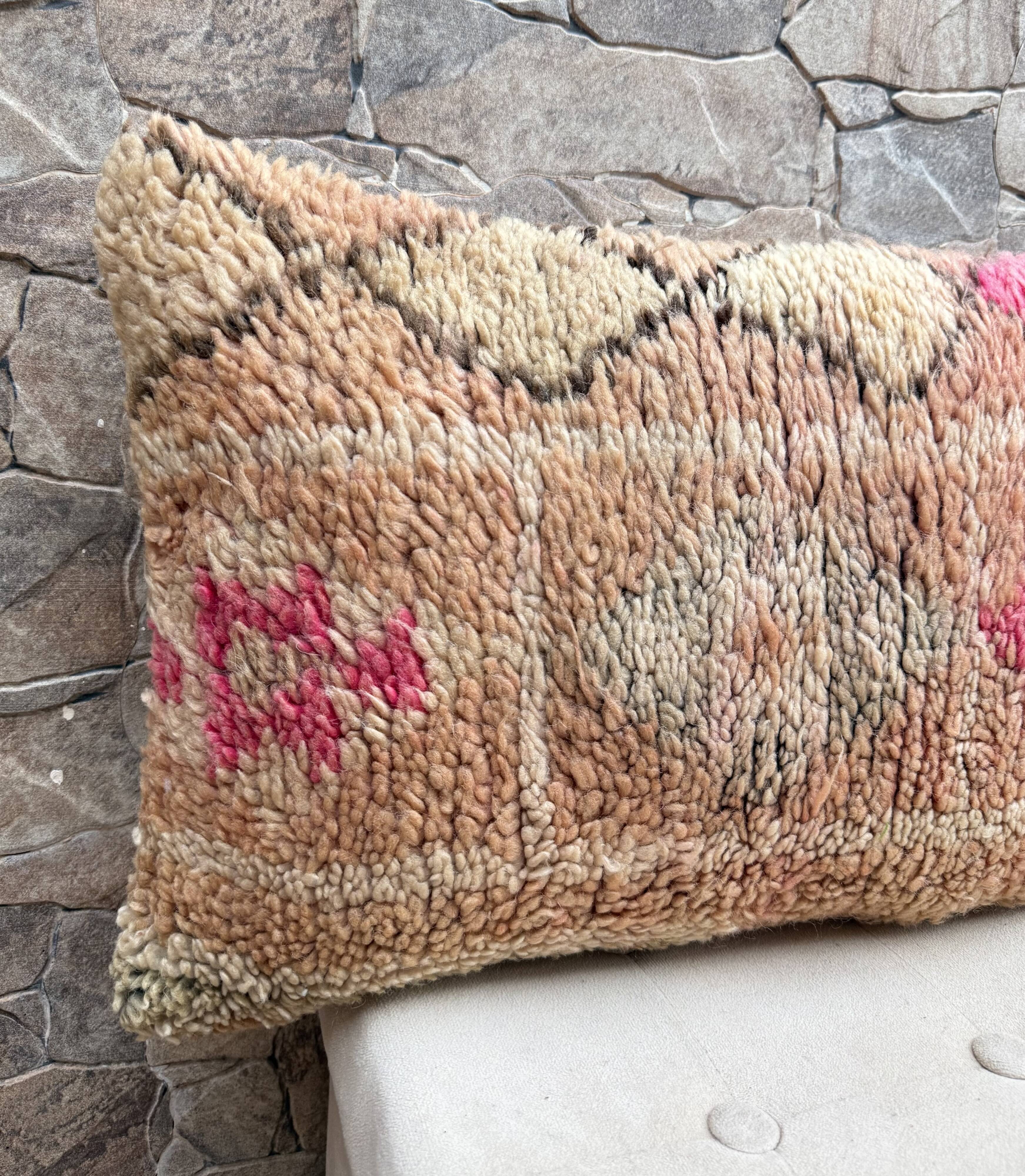 Vintage Berber wool cushion cover