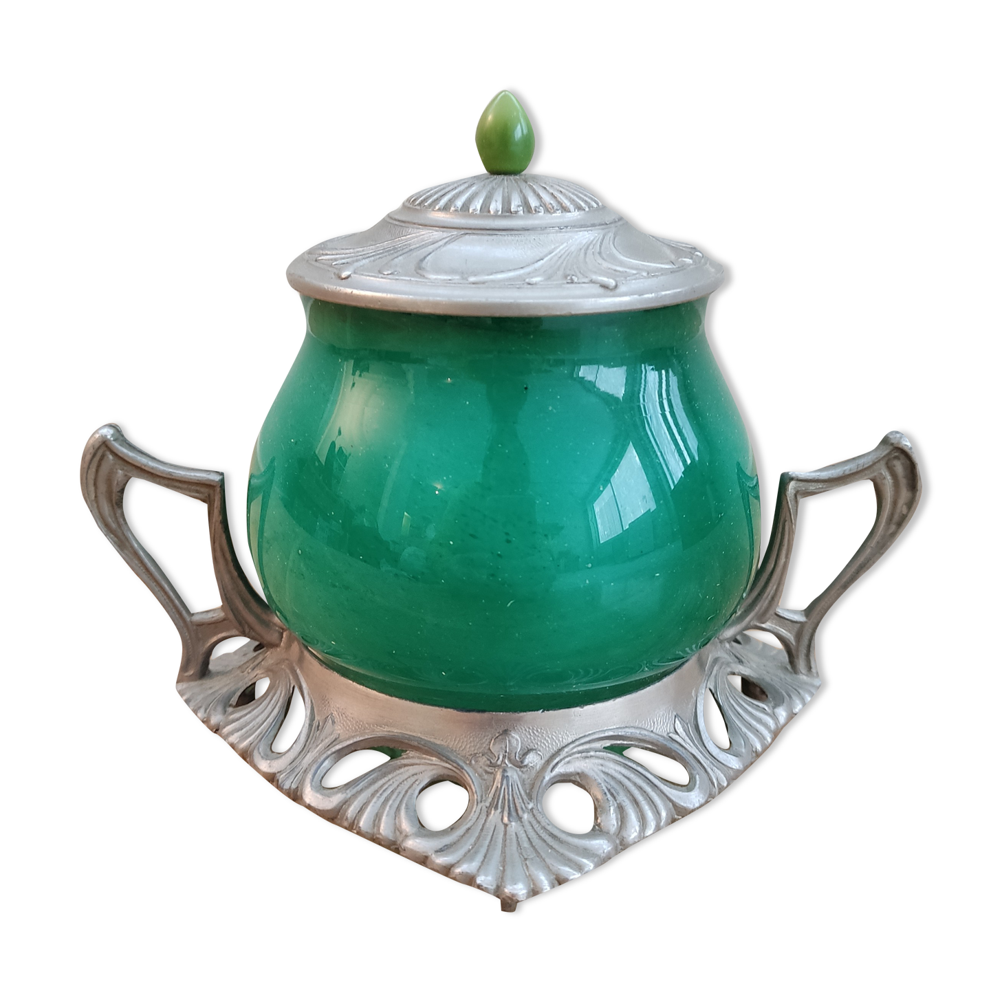 Art nouveau candy maker